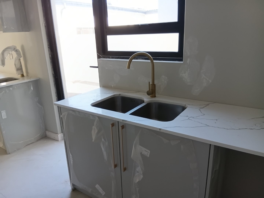 4 Bedroom Property for Sale in Sandown Western Cape